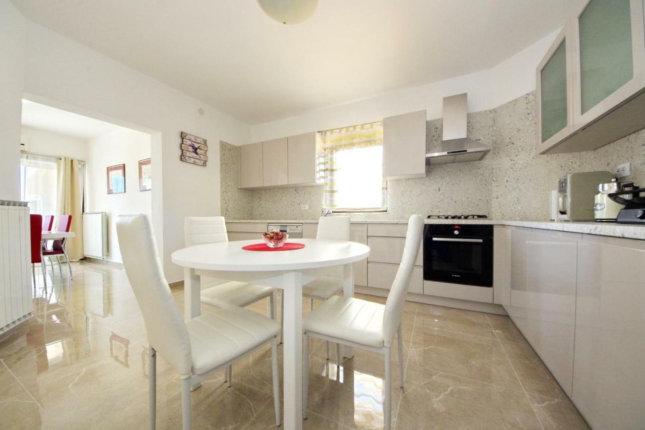 זאדאר Villa Zupan מראה חיצוני תמונה